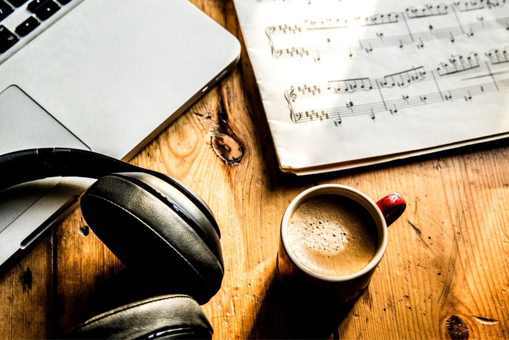 Cà phê & Âm nhạc có phải là chất gây nghiện - Lecafe