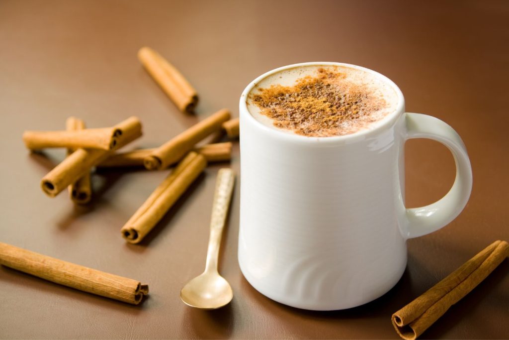 6 lợi ích sức khỏe của quế trong cà phê - Lecafe